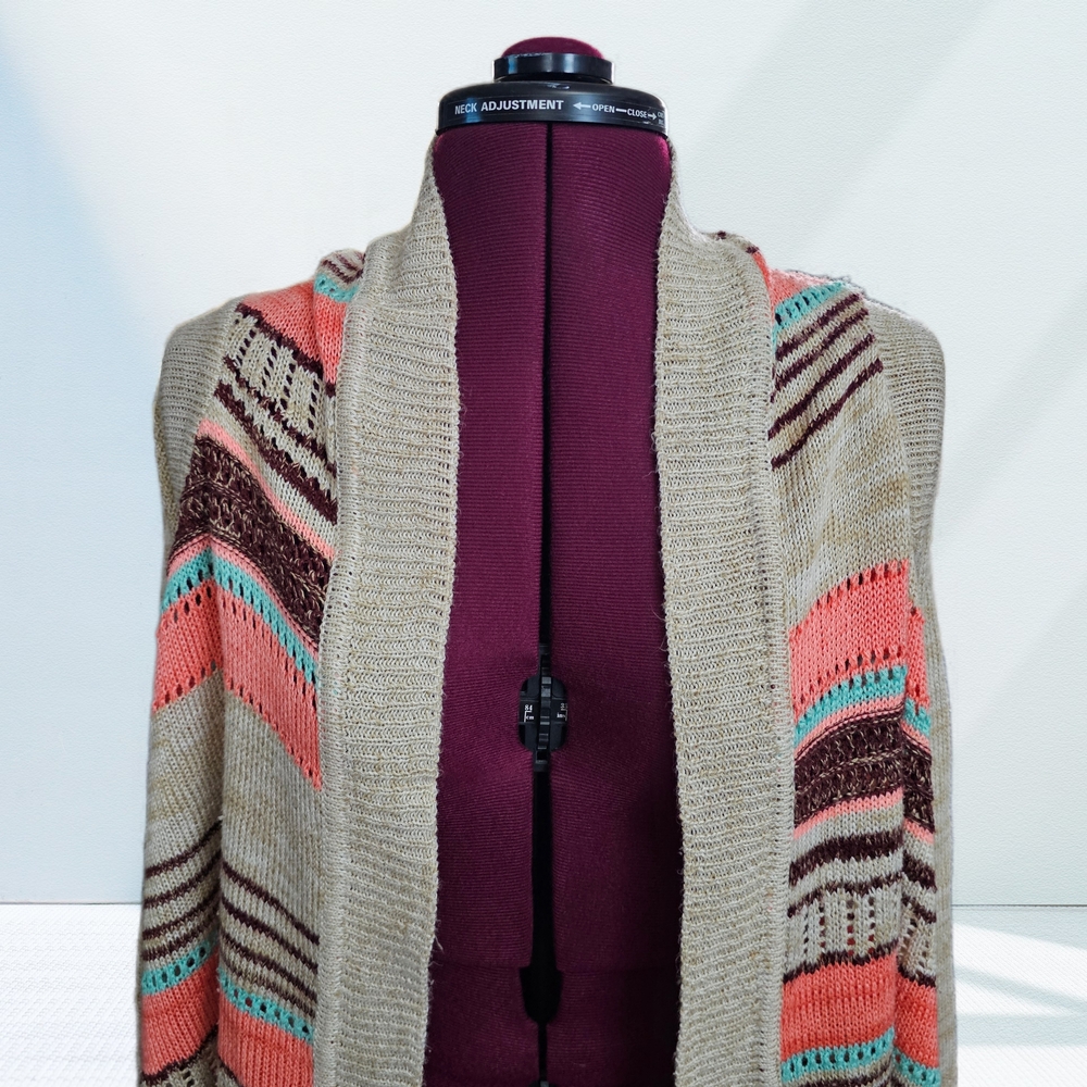 Eyeshadow Multicolor Striped Women's Poncho Open Front Patterned Cardigan - Picture 2 of 12